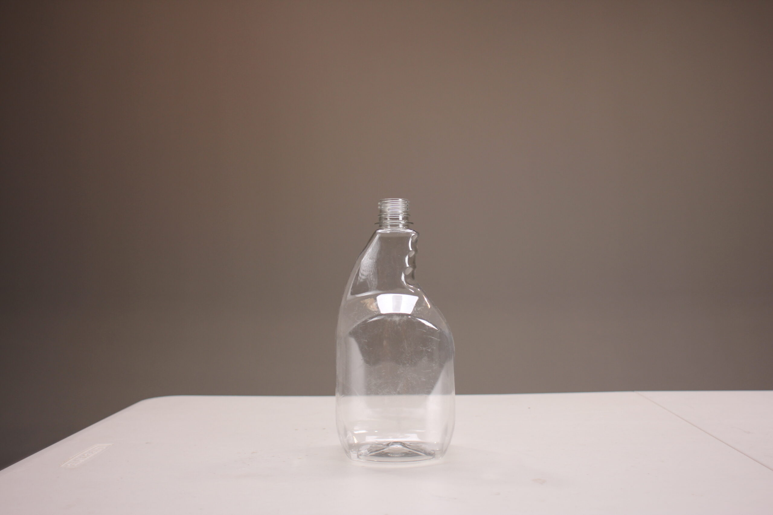 1L TRIGGER BOTTLE 28MM 1810